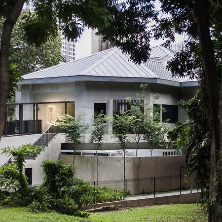 Lloyd'S Inn Singapore Exterior photo